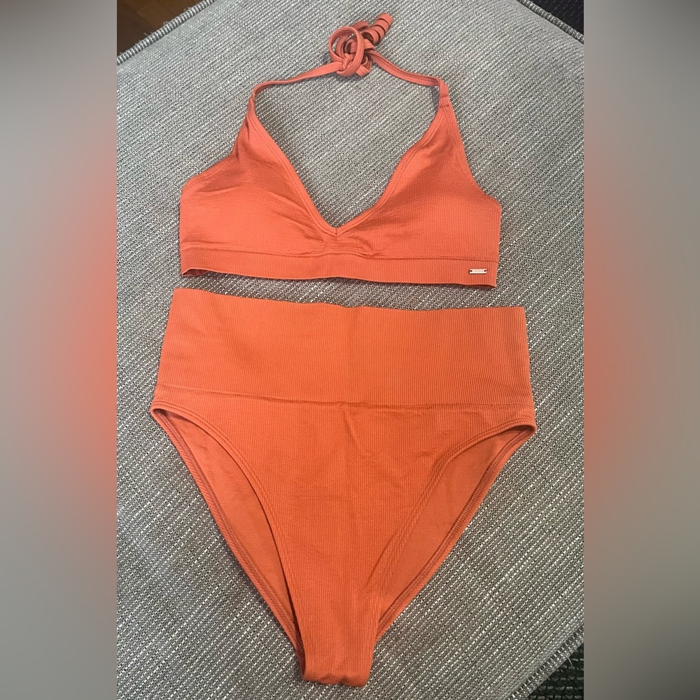 PINK Victoria’s Secret (NWOT) High Waisted Halter Seamless Ribbed Bikini Set - Picture 1 of 6